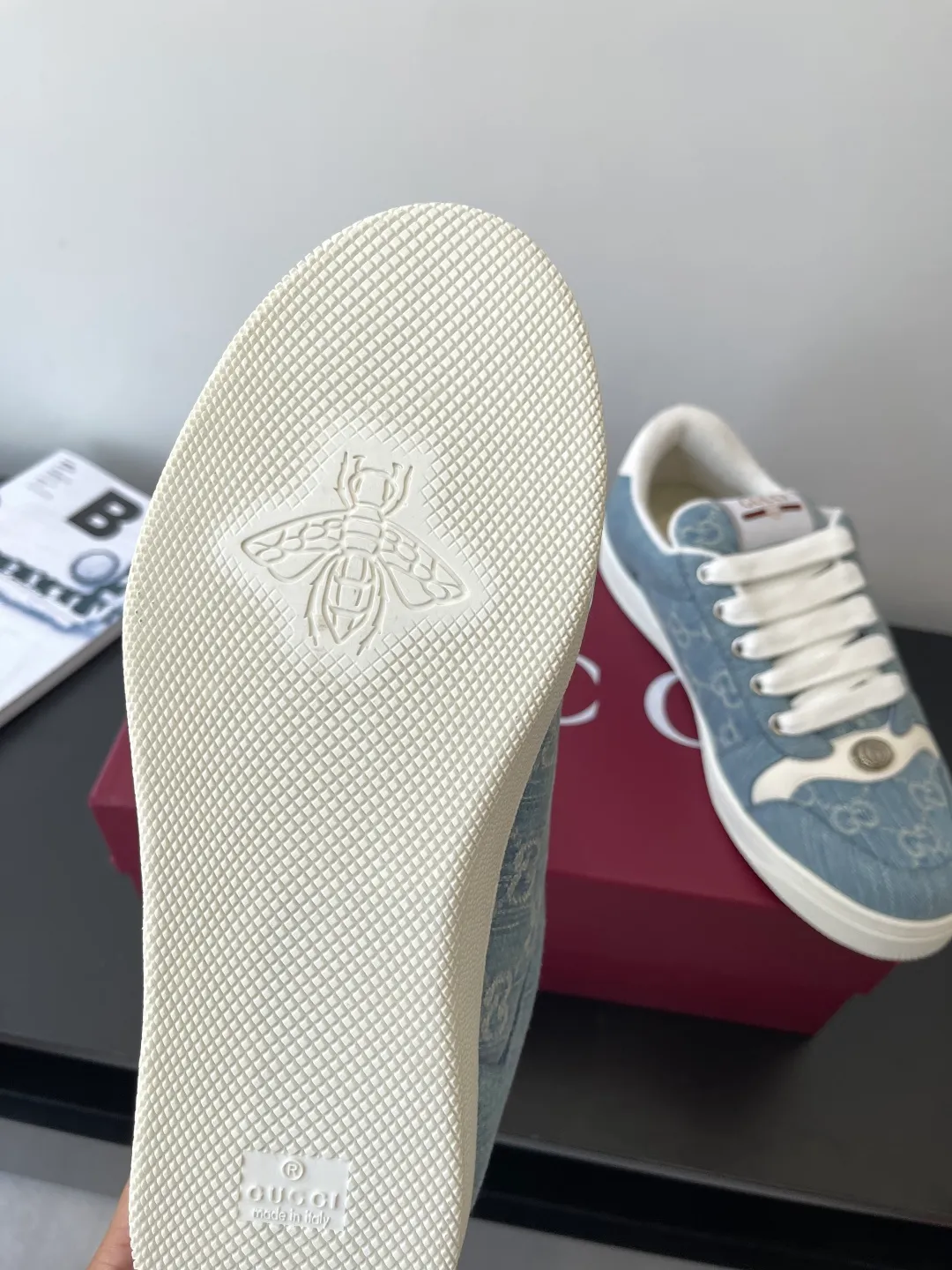 👟👟Ex-factory price 600👟👟 Gucci newly upgraded small dirty shoes for couples GG series old casual small dirty shoes catwalk style original development and purchase level version Metal double G crystal cylindrical logo Gucci original pattern ribbon Exclusive color rubbed cowhide fabric original terry cloth is delicate, soft and more comfortable and breathable Private molded two-color original TPU outsole (lower layer is wider, upper layer is narrower) Code number: 35-44